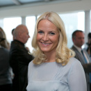 8. mai: Kronprinsessen er til stede ved den norske designeren Nina Skarras lansering i New York (Foto: Pontus Höök / NTB scanpix)